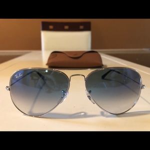 Men’s RayBan Aviator Sunglasses